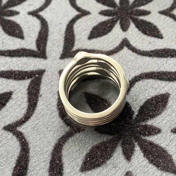 925 Sterling Silver Ring - Picture 6 of 7